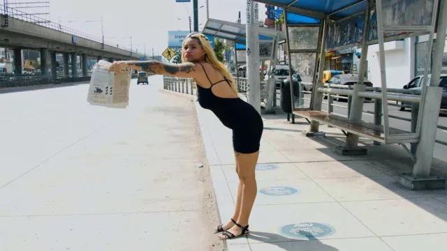 INKASEX – KERLY HOT – INKAPILLADAS La Vendedora De Periodicos