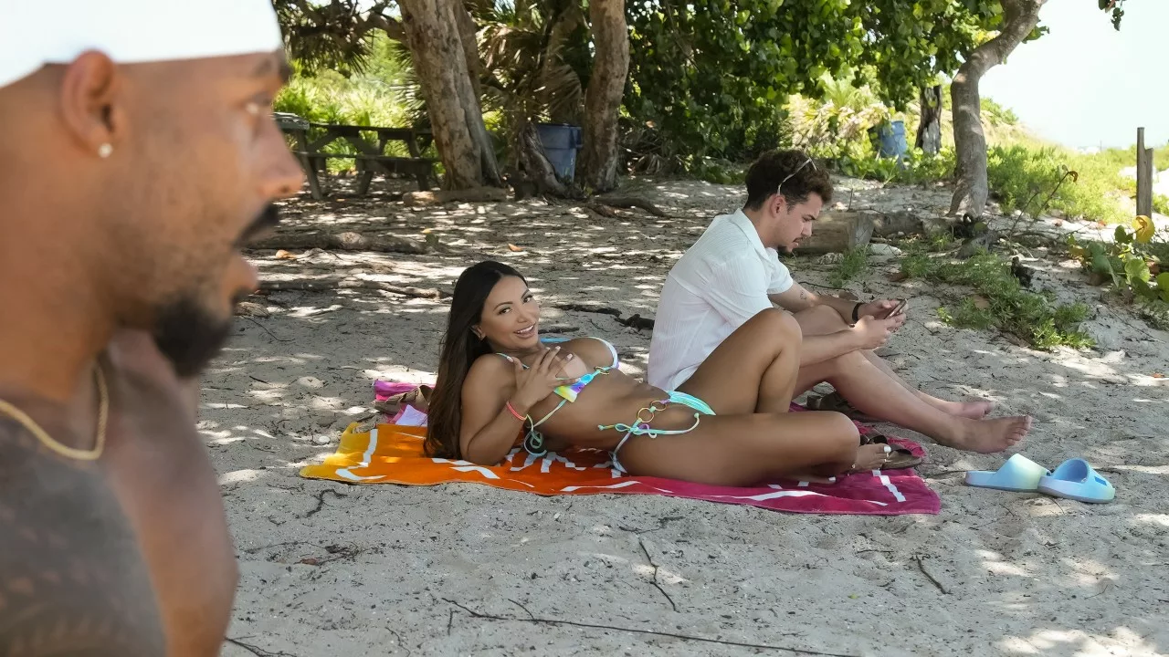 Brandy Salazar – Baes Beach Day Anal