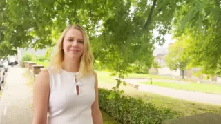 Jacquie et Michel – Lola de Mons – Lola 28 años follada por dos chicos para su regreso