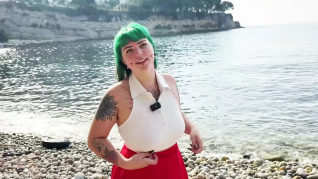 Jacquie et Michel – Lilith de Toulon – Lilith 20 años estudiante en Toulon